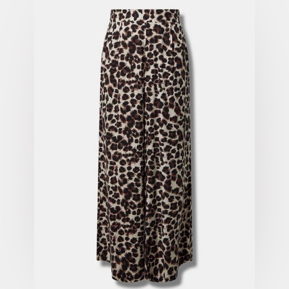 Torrid Pull-On Wide Leg Leopard Pant Size 4X-26 - Picture 5 of 6